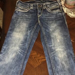 Cowgirl tuff capris size 27
